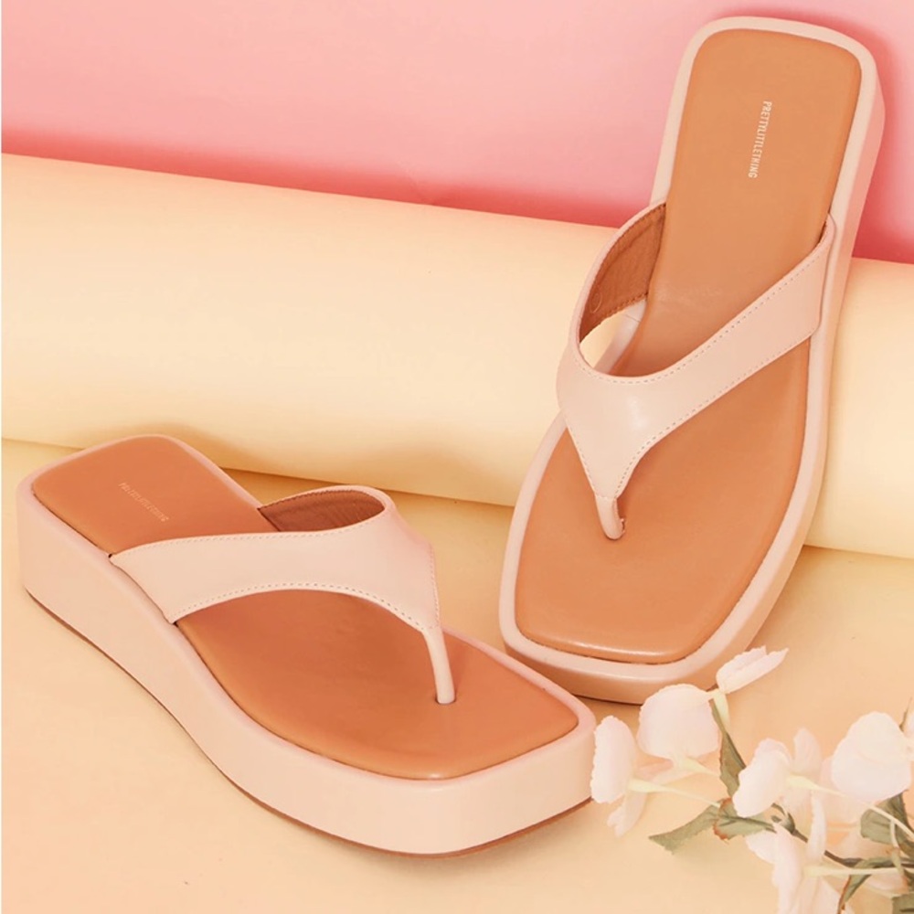 PLATFORM SANDALS